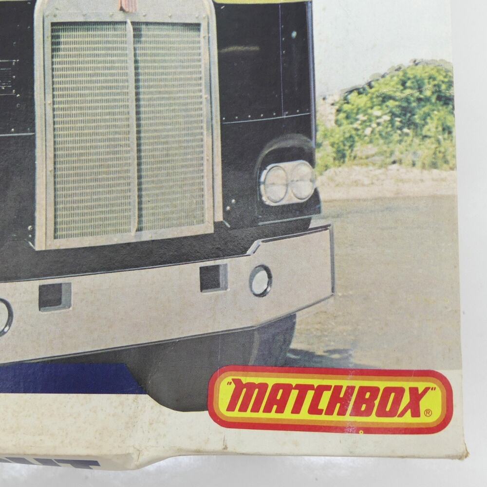 Matchbox AMT Tyrone Malone's Kenworth Aerodyne Hideout Truck 1/25 Model Kit - Picture 11 of 16